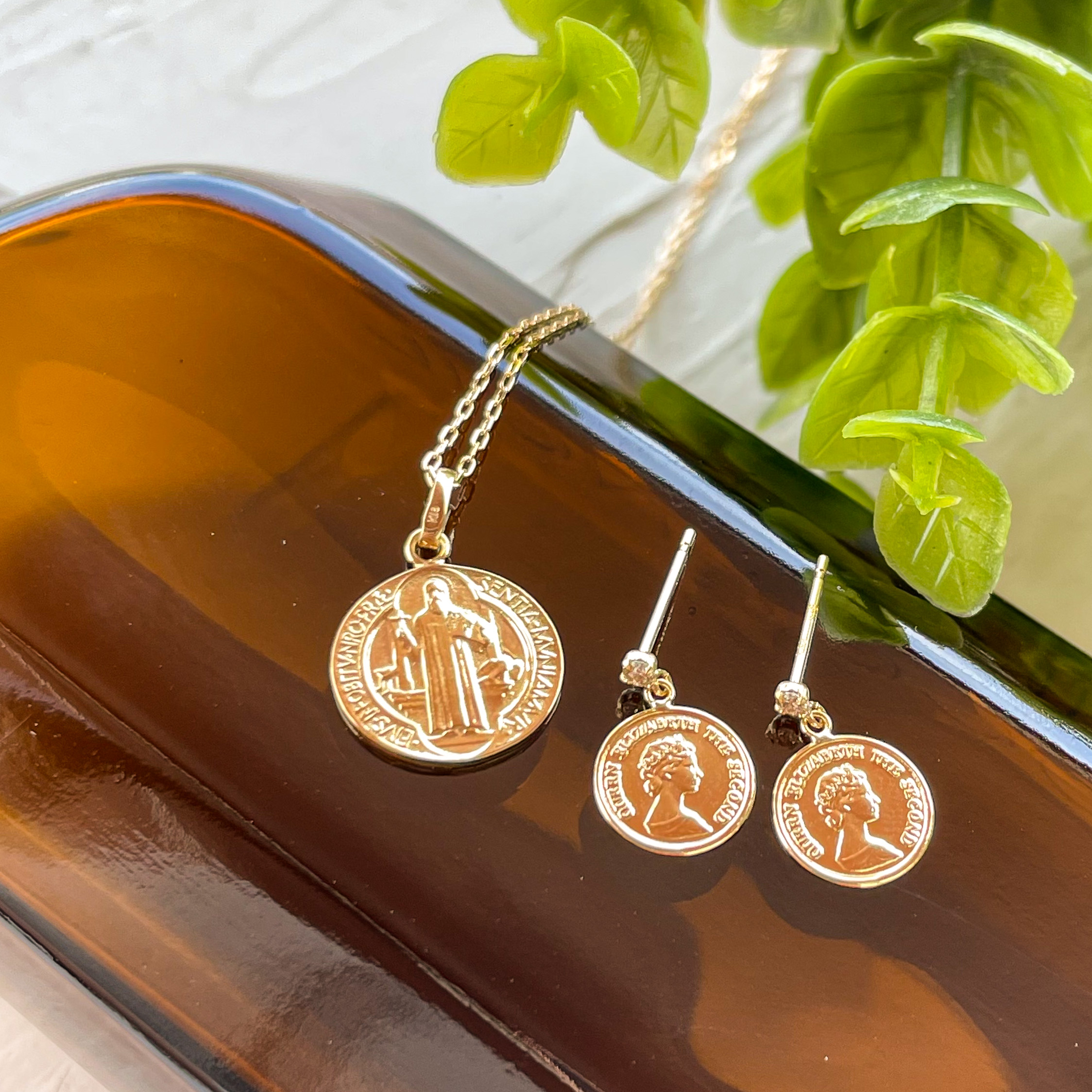 コインネックレス・コインピアス【ネックレス・ピアス・イオン・イオン倉敷】 | ソフィミフネ｜倉敷イオン モールの結婚指輪・婚約指輪・ファッションジュエリー専門店